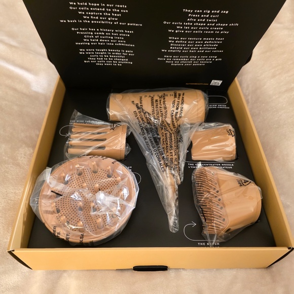 The PATTERN Blow Dryer - Picture 4 of 5